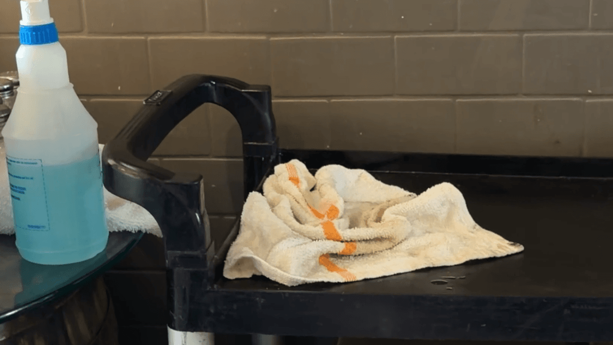 Restaurant Roundup: Local pub unaware of health inspection failure, ice cream empire dominates high score list